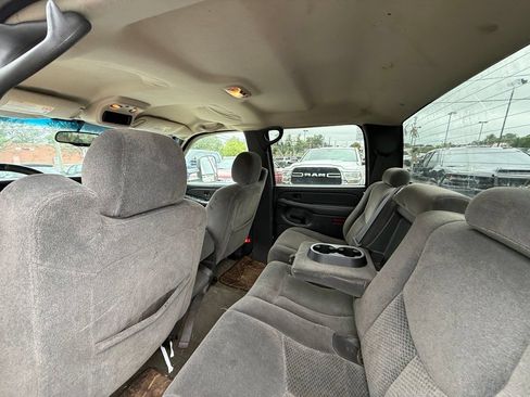 Used 2006 Chevrolet Silverado 2500 LT w/ Skid Plate Package AWD/4WD image 24
