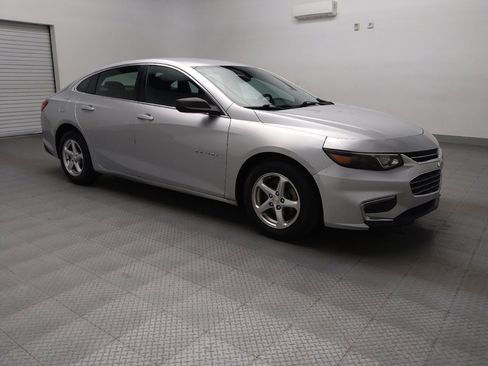 Used 2018 Chevrolet Malibu LS image 13