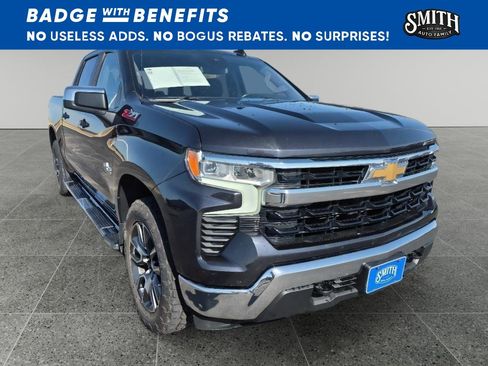 Used 2023 Chevrolet Silverado 1500 LT w/ Z71 Off-Road Package AWD/4WD image 1