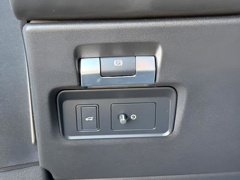 Used 2020 Land Rover Range Rover Evoque R-Dynamic HSE image 41