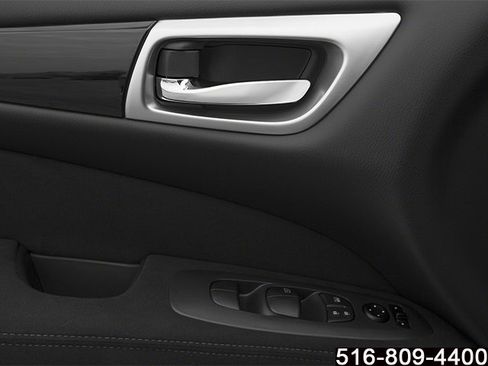 Used 2013 Nissan Pathfinder Platinum w/ Platinum Premium Pkg AWD/4WD image 22