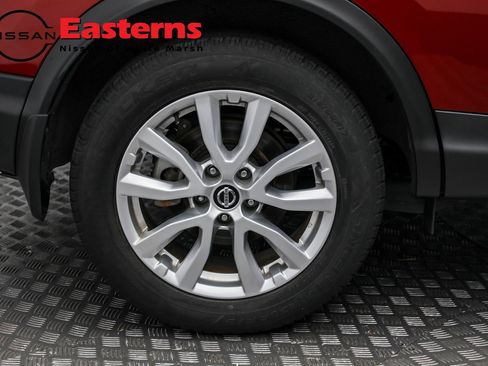 Used 2022 Nissan Rogue Sport SV w/ Technology Package image 27