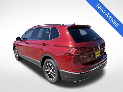 Used 2020 Volkswagen Tiguan SE w/ Panoramic Sunroof Package AWD/4WD image 5