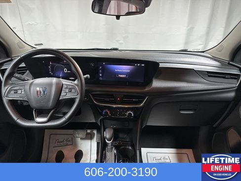 Used 2024 Buick Encore GX Sport Touring image 12