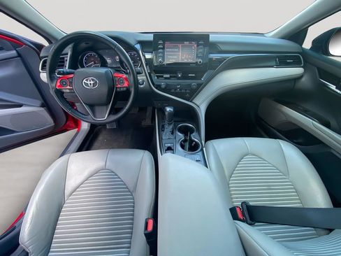 Used 2021 Toyota Camry SE w/ Cold Weather Package AWD/4WD image 10