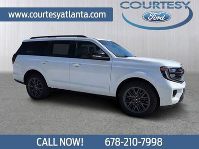 New 2025 Ford Expedition Platinum w/ Stealth Performance Package