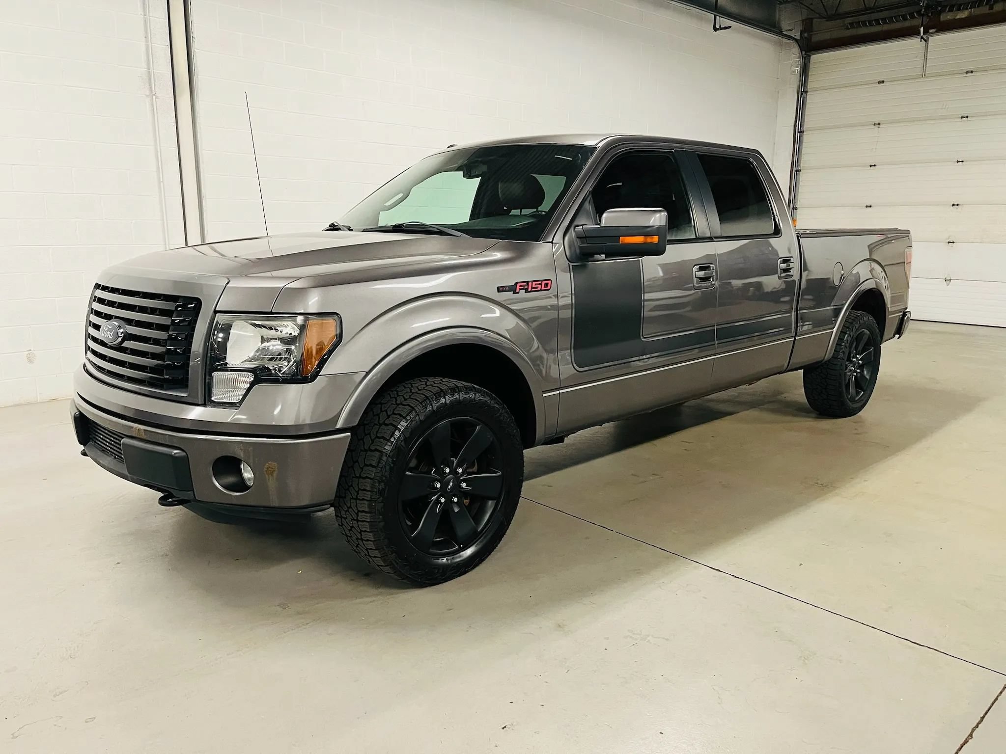 Used 2012 Ford F150 FX4 w/ FX Luxury Pkg AWD/4WD image 2