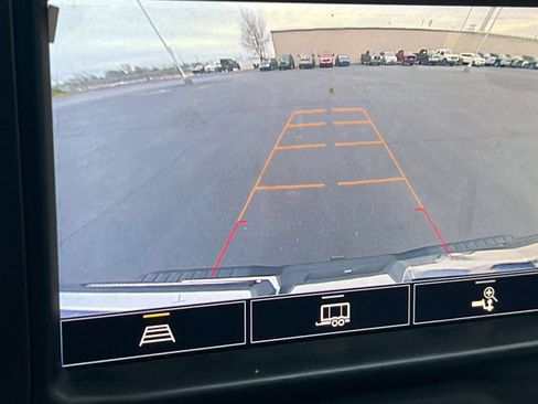 Used 2022 GMC Sierra 2500 AT4 AWD/4WD image 18