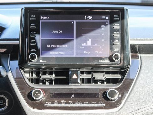 Used 2022 Toyota Corolla Cross LE image 15