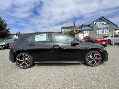 New 2025 Volkswagen GTI SE image 10