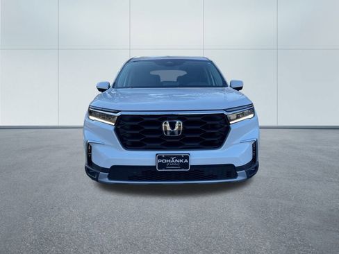 Used 2025 Honda Pilot EX-L image 3