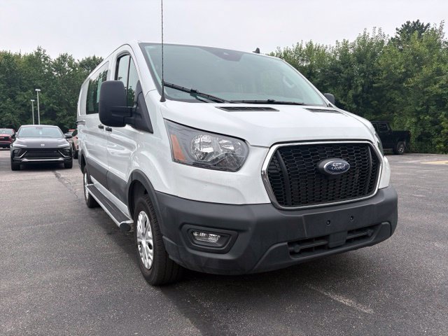 Used 2025 Ford Transit 250 Low Roof w/ Exterior Upgrade Package RWD image 15