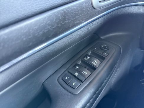 Used 2018 Jeep Grand Cherokee Limited w/ Trailer Tow Group IV image 19