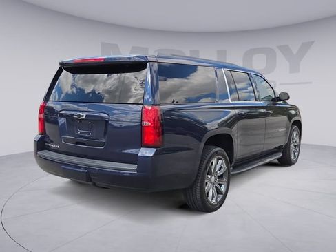 Used 2017 Chevrolet Suburban LT AWD/4WD image 5