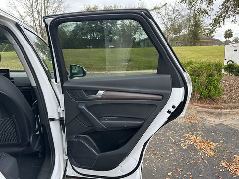 Used 2022 Audi Q5 2.0T Premium image 48