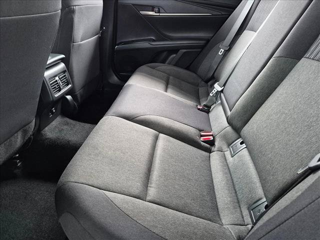 Used 2025 Toyota Camry LE FWD image 16