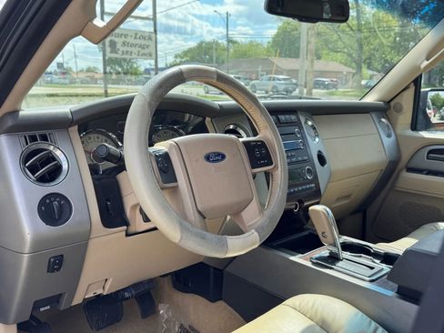 Used 2011 Ford Expedition XLT w/ 201A Rapid Spec Order Code RWD image 15