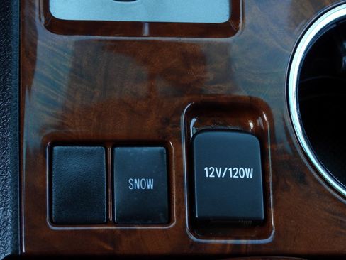 Used 2013 Toyota Highlander Limited FWD image 65