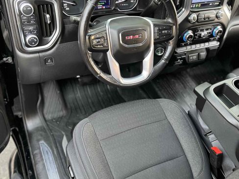 Used 2020 GMC Sierra 1500 SLE w/ SLE Value Package image 18