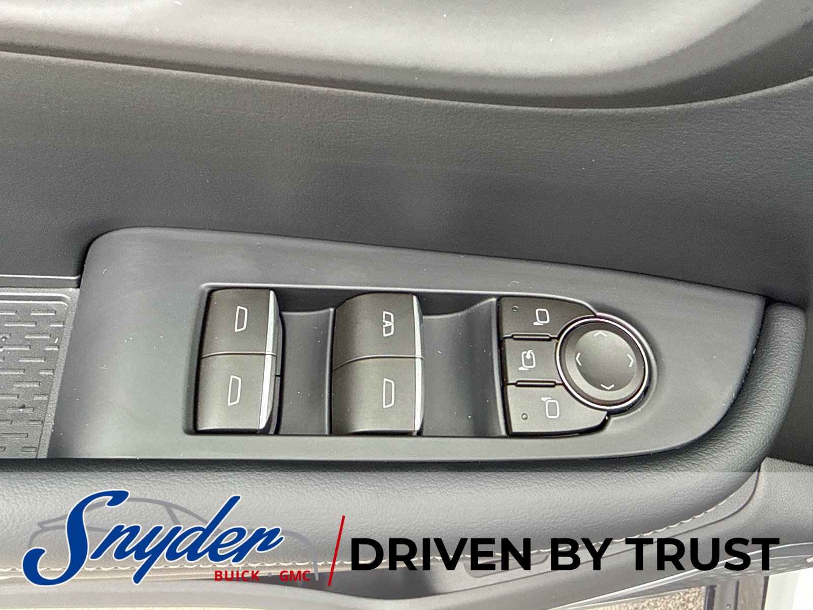New 2027 Buick Enclave Sport Touring w/ Power Package FWD image 30