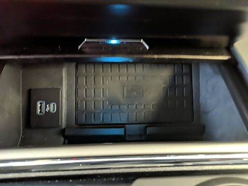 Certified 2022 Ford F250 Lariat w/ Tremor Off-Road Package image 22