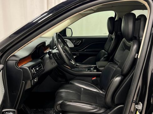 Used 2020 Lincoln Aviator Reserve w/ Equipment Group 202A AWD/4WD image 14