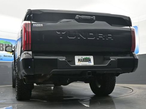 Used 2024 Toyota Tundra Platinum AWD/4WD image 19