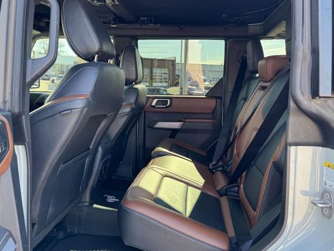 Used 2023 Ford Bronco Outer Banks image 10