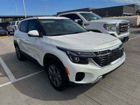 Certified 2024 Kia Seltos S FWD image 5