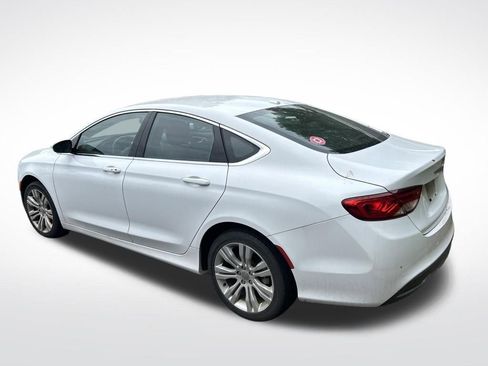 Used 2016 Chrysler 200 Limited w/ Convenience Group FWD image 2