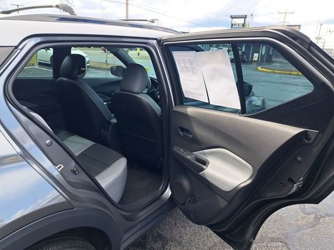 Used 2021 Nissan Kicks SR w/ SR Premium Package FWD image 15