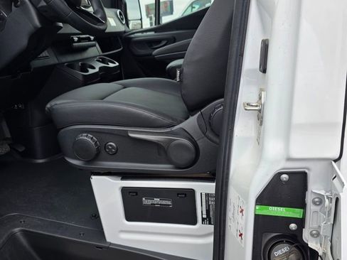 New 2025 Mercedes-Benz Sprinter 2500 image 13