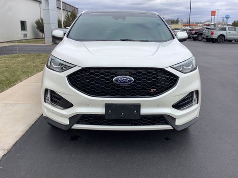 Used 2019 Ford Edge ST w/ Equipment Group 401A image 3