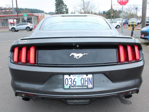Used 2015 Ford Mustang 2dr Fastback EcoBoost image 5