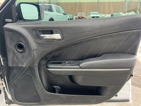 Used 2018 Dodge Charger GT image 10