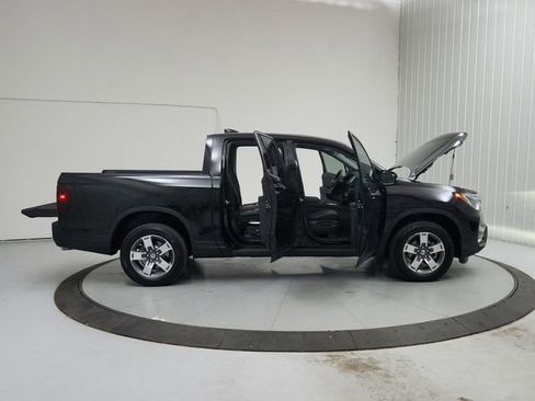 Used 2025 Honda Ridgeline RTL image 16