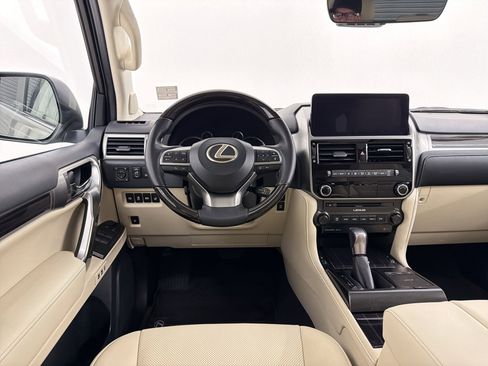 Certified 2022 Lexus GX 460 Premium w/ Premium Package AWD/4WD image 28