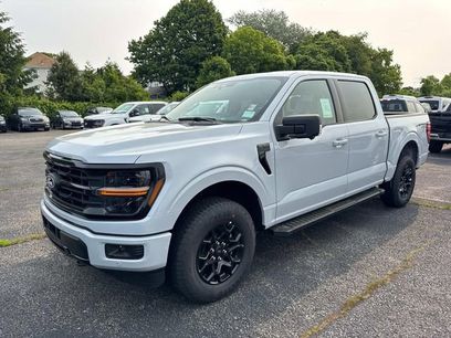 New 2025 Ford F150 XLT w/ Equipment Group 302A MID