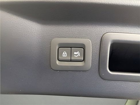 Used 2025 MAZDA CX-90 3.3 Turbo w/ Preferred Package image 36