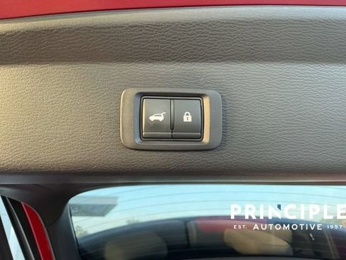 Used 2023 Mitsubishi Outlander SEL FWD image 13