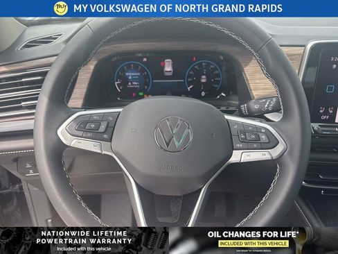 New 2026 Volkswagen Atlas SEL AWD/4WD image 21