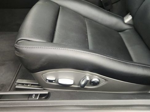 Used 2018 Porsche 718 Cayman GTS RWD image 24