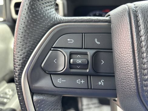 Used 2024 Toyota Tacoma TRD Off-Road AWD/4WD image 18