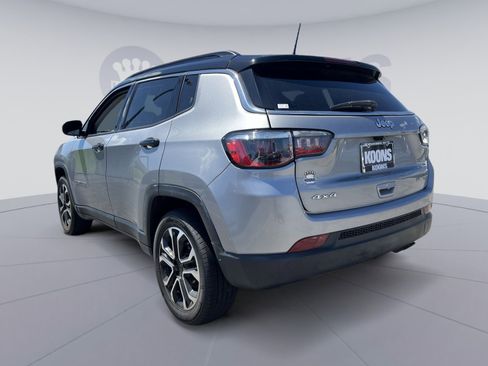 Used 2022 Jeep Compass Limited AWD/4WD image 14