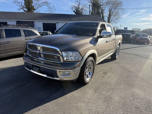 Used 2010 Dodge Ram 1500 Truck Laramie image 2