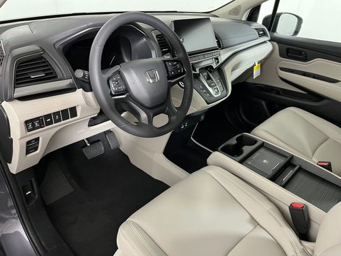 New 2026 Honda Odyssey EX-L image 3