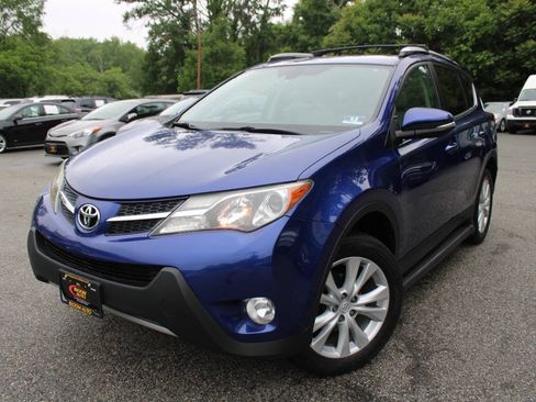 Used 2015 Toyota RAV4 Limited w/ Technology Package AWD/4WD image 1