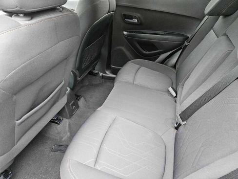 Used 2017 Chevrolet Trax LT w/ Driver Confidence Package image 27