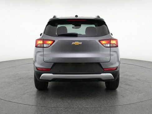 Used 2025 Chevrolet TrailBlazer LT w/ Driver Confidence Package AWD/4WD image 7