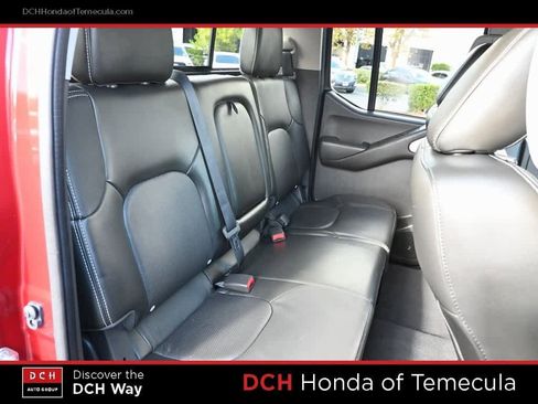 Used 2021 Nissan Frontier PRO-4X w/ Pro-4x Utility Package image 19